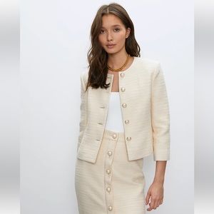 Aritzia Babaton white tweed jacket Giselle with pearl and gold buttons